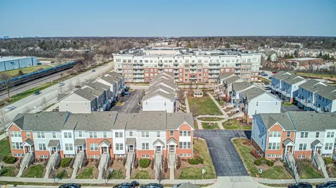 72 Nicholas Drive E Des Plaines IL 60016