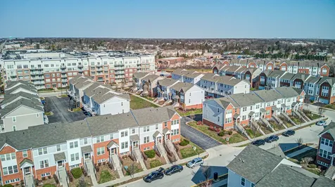 72 Nicholas Drive E Des Plaines IL 60016
