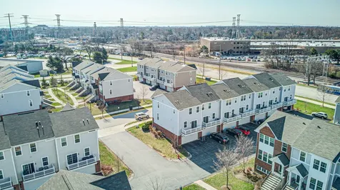 72 Nicholas Drive E Des Plaines IL 60016