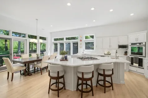21739 West Jupiter Court Mundelein IL 60060