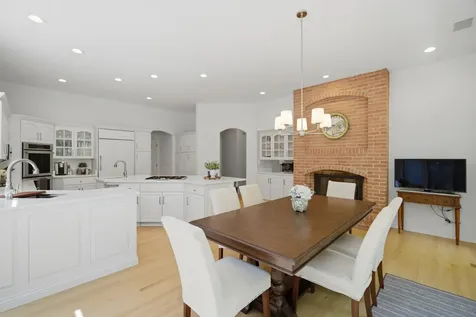 21739 West Jupiter Court Mundelein IL 60060