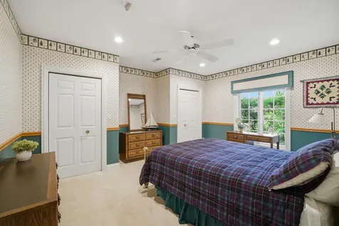 21739 West Jupiter Court Mundelein IL 60060