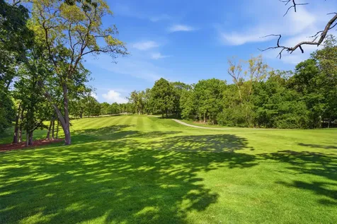 21739 West Jupiter Court Mundelein IL 60060