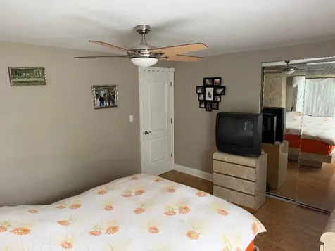 272 West Irving Park Road Wood Dale IL 60191