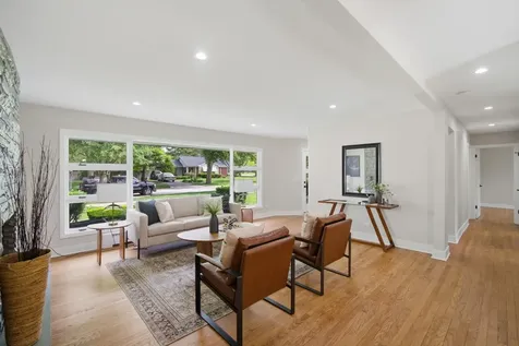 3 West Berkshire Lane Mount Prospect IL 60056
