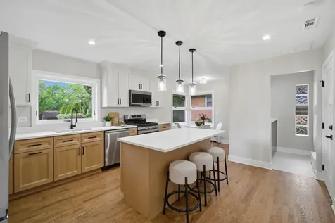 3 West Berkshire Lane Mount Prospect IL 60056