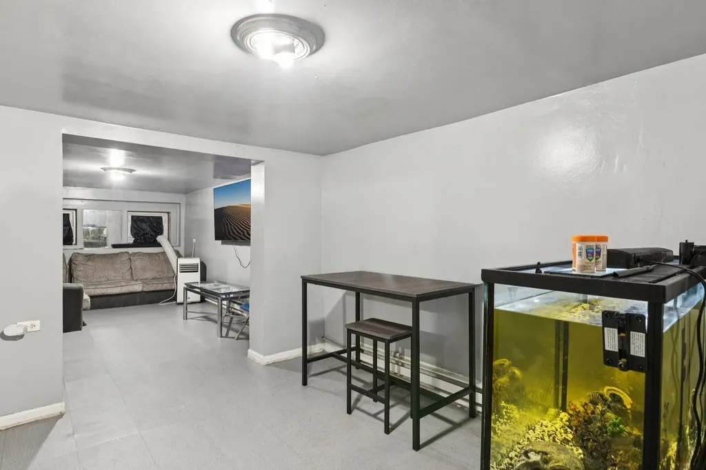 5756 South Princeton Avenue Chicago IL 60621