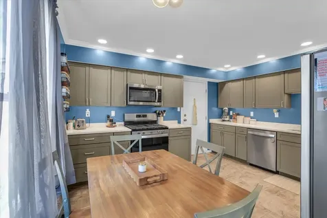 1816 Southwood Drive Champaign IL 61821