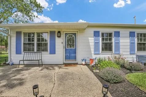 1816 Southwood Drive Champaign IL 61821
