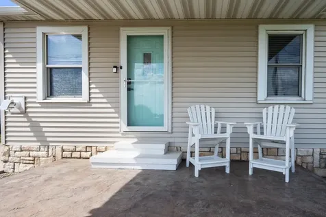 328 East South Street Kewanee IL 61443