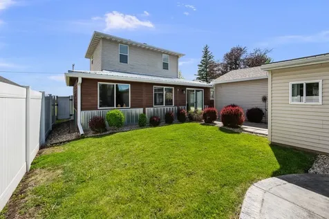 328 East South Street Kewanee IL 61443