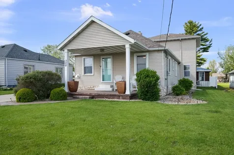 328 East South Street Kewanee IL 61443