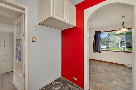 15641 Millard Avenue Markham IL 60428