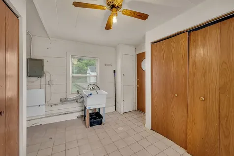 15641 Millard Avenue Markham IL 60428