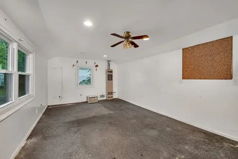 15641 Millard Avenue Markham IL 60428