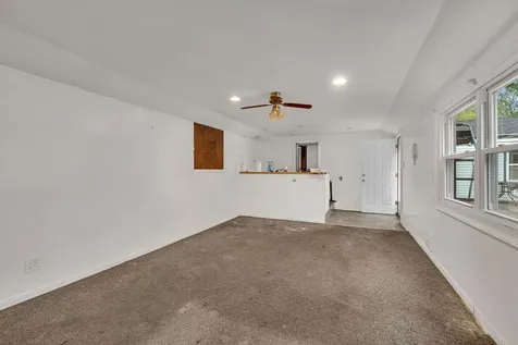 15641 Millard Avenue Markham IL 60428