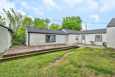 15641 Millard Avenue Markham IL 60428