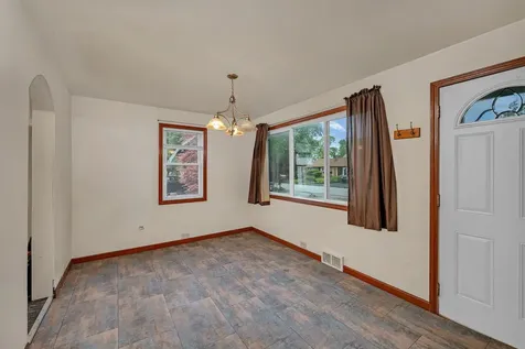 15641 Millard Avenue Markham IL 60428