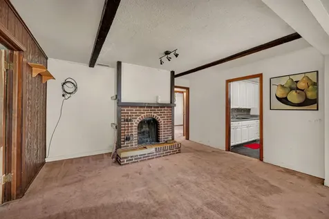 15641 Millard Avenue Markham IL 60428