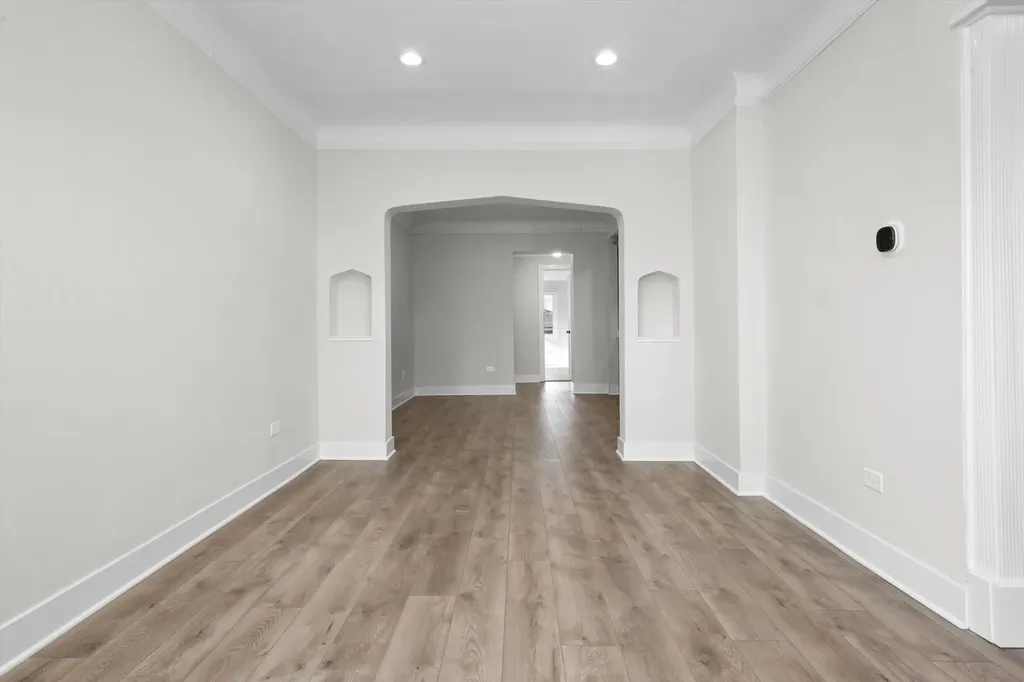 7356 South Kenwood Avenue Chicago IL 60619