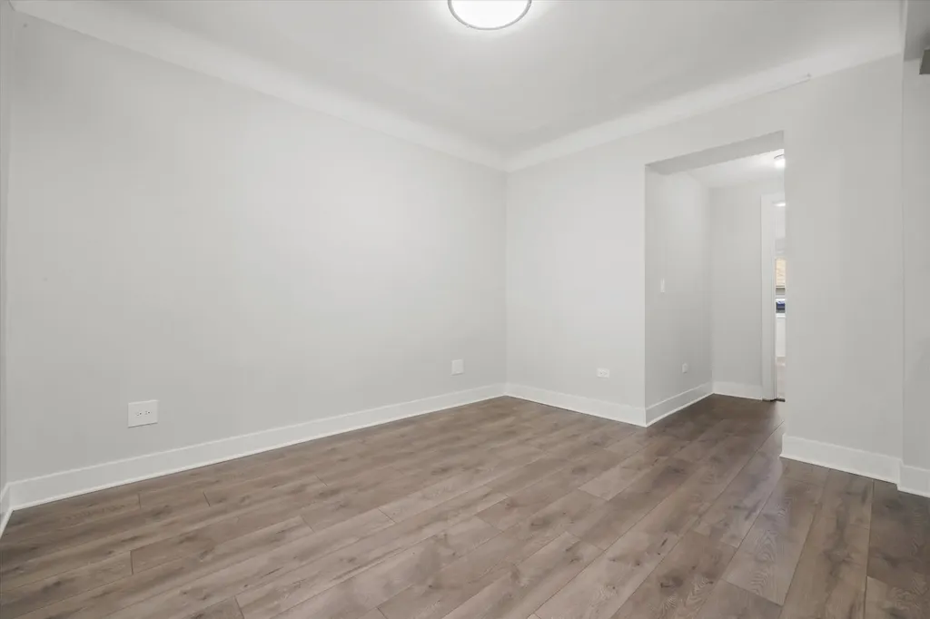 7356 South Kenwood Avenue Chicago IL 60619