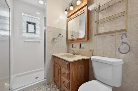 10016 South Clifton Park Avenue Evergreen Park IL 60805