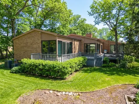 990 Sheridan Road Highland Park IL 60035
