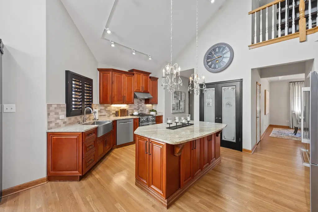 17131 Warbler Lane Orland Park IL 60467