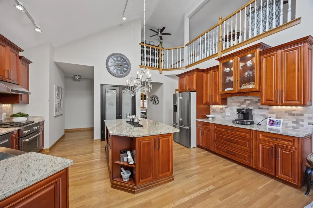 17131 Warbler Lane Orland Park IL 60467
