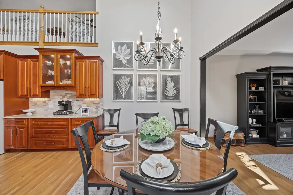 17131 Warbler Lane Orland Park IL 60467