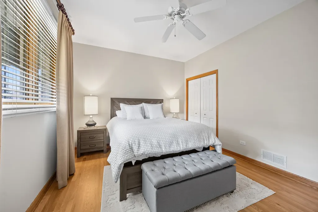 17131 Warbler Lane Orland Park IL 60467