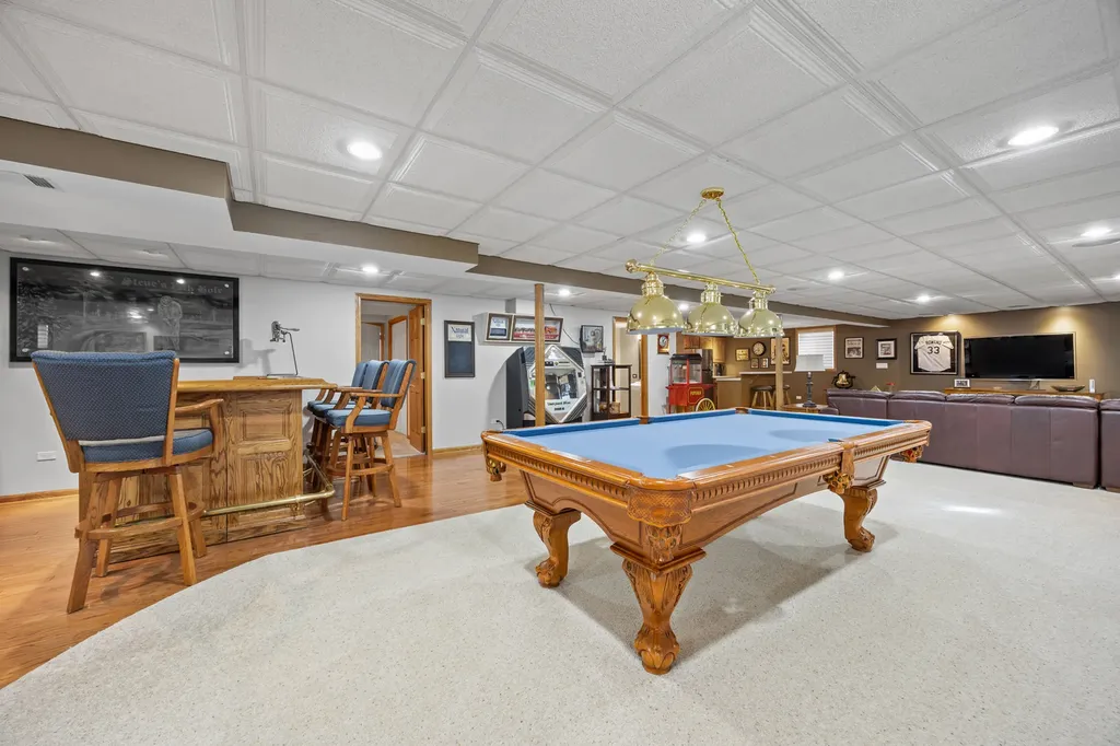 17131 Warbler Lane Orland Park IL 60467