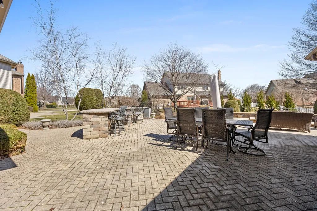 17131 Warbler Lane Orland Park IL 60467
