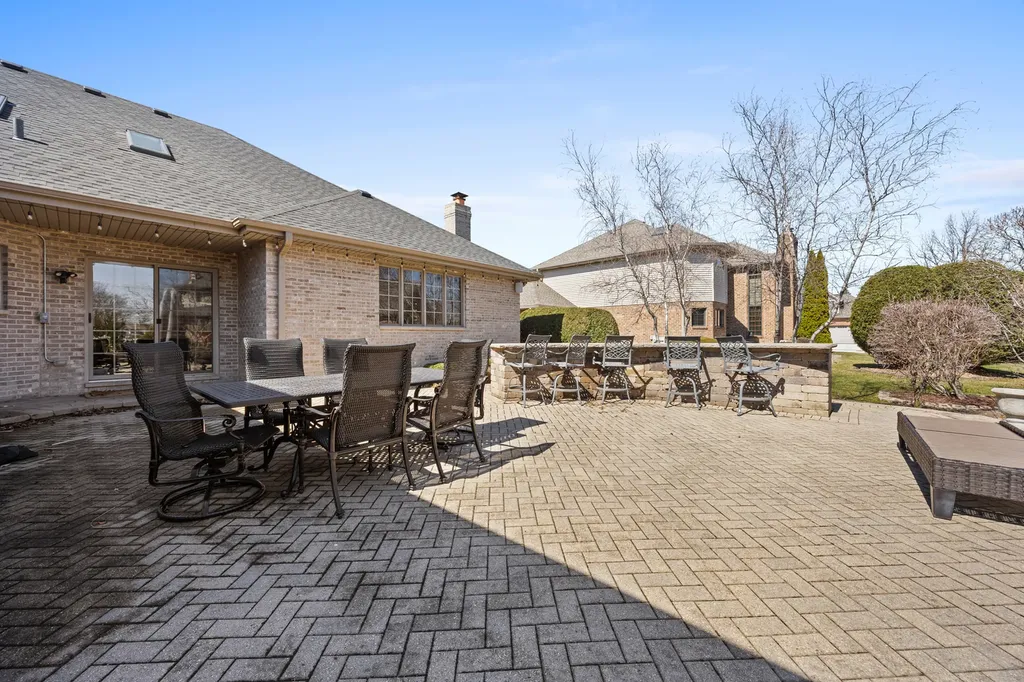 17131 Warbler Lane Orland Park IL 60467