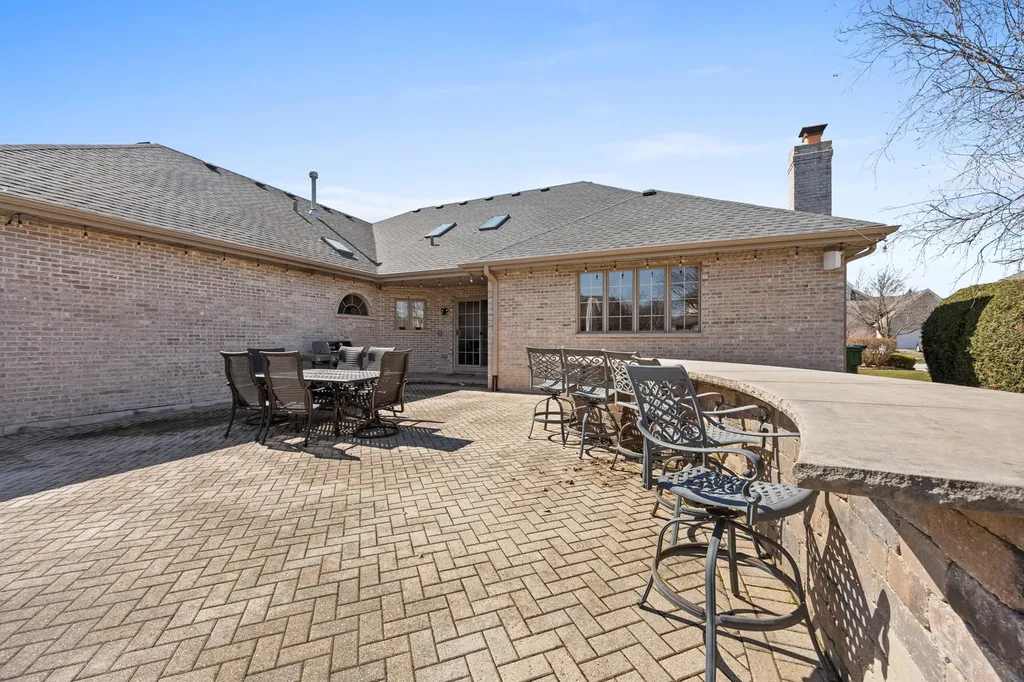 17131 Warbler Lane Orland Park IL 60467