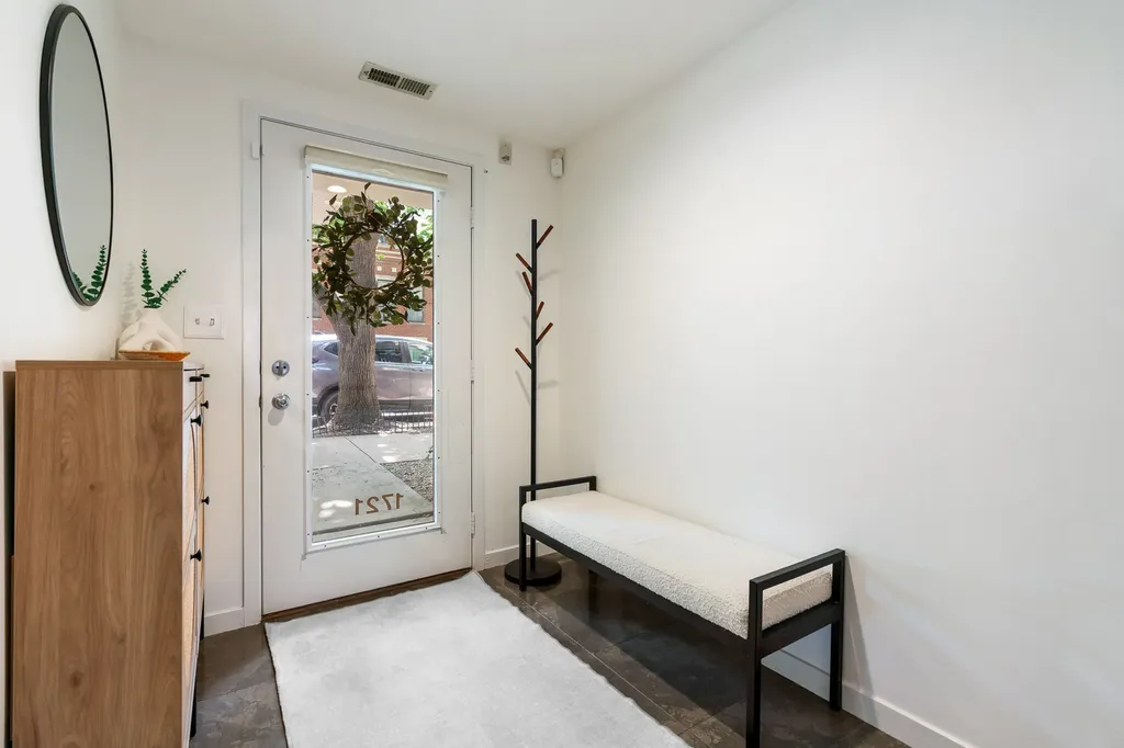 1721 North Bissell Street Chicago IL 60614