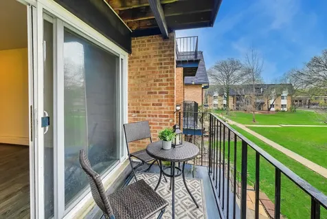 2A East Dundee Quarter Drive Palatine IL 60074