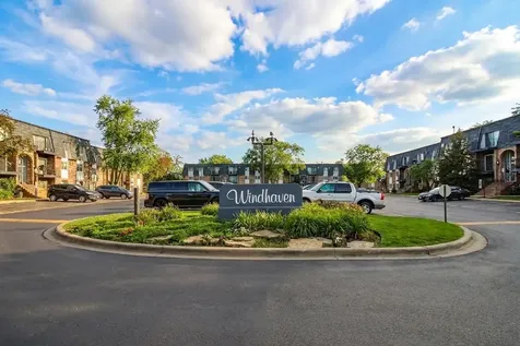 2A East Dundee Quarter Drive Palatine IL 60074