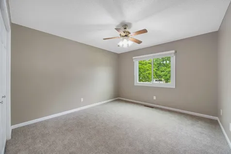 1202 Kenneth Drive Bloomington IL 61704