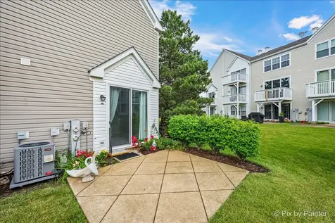 327 Gazebo Lane Lombard IL 60148