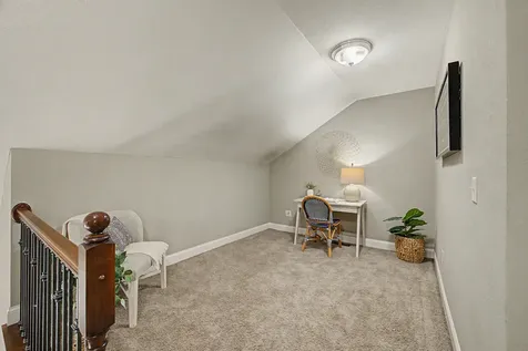 1724 Dunraven Road Bloomington IL 61704