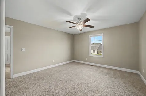 1724 Dunraven Road Bloomington IL 61704
