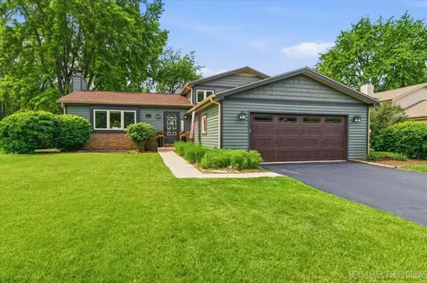 738 Bernadette Lane Batavia IL 60510