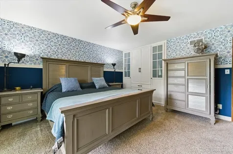 738 Bernadette Lane Batavia IL 60510