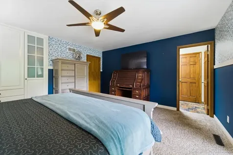 738 Bernadette Lane Batavia IL 60510
