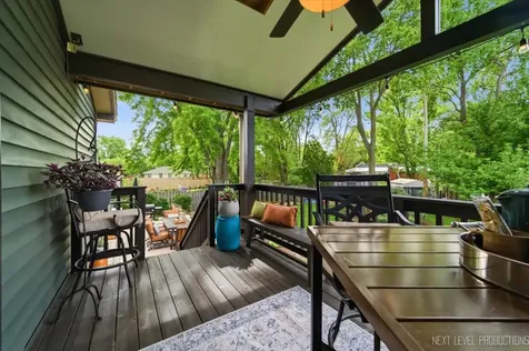 738 Bernadette Lane Batavia IL 60510