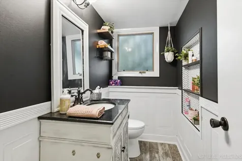 738 Bernadette Lane Batavia IL 60510