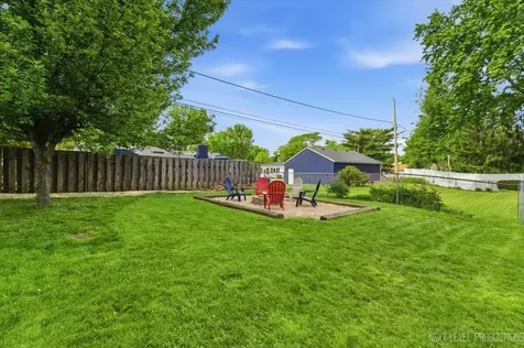 738 Bernadette Lane Batavia IL 60510