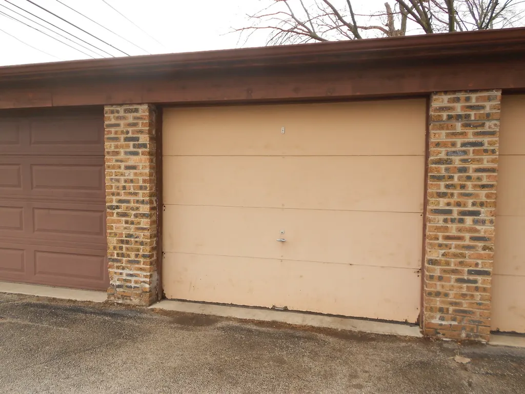 6122 South Kolmar Avenue Chicago IL 60629