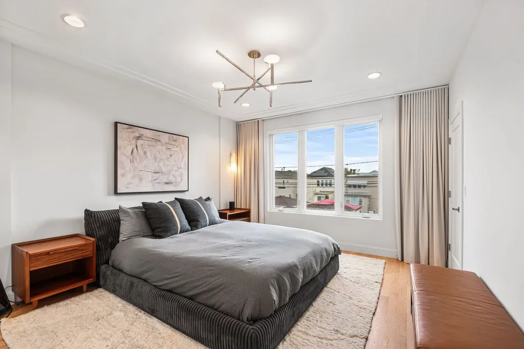 3428 North Kilbourn Avenue Chicago IL 60641